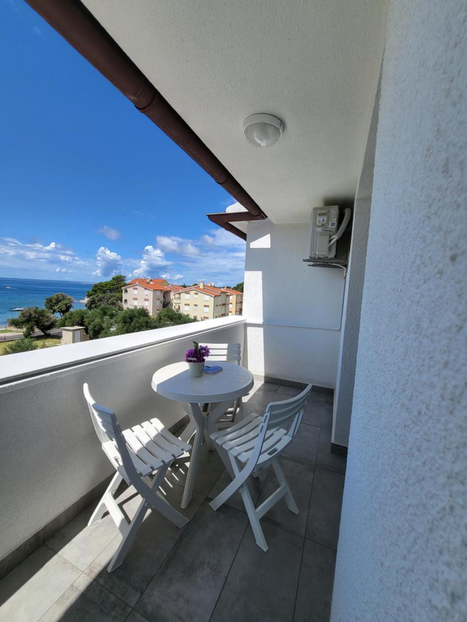 Apartments & Rooms Fam Ribaric Banjol Extérieur photo