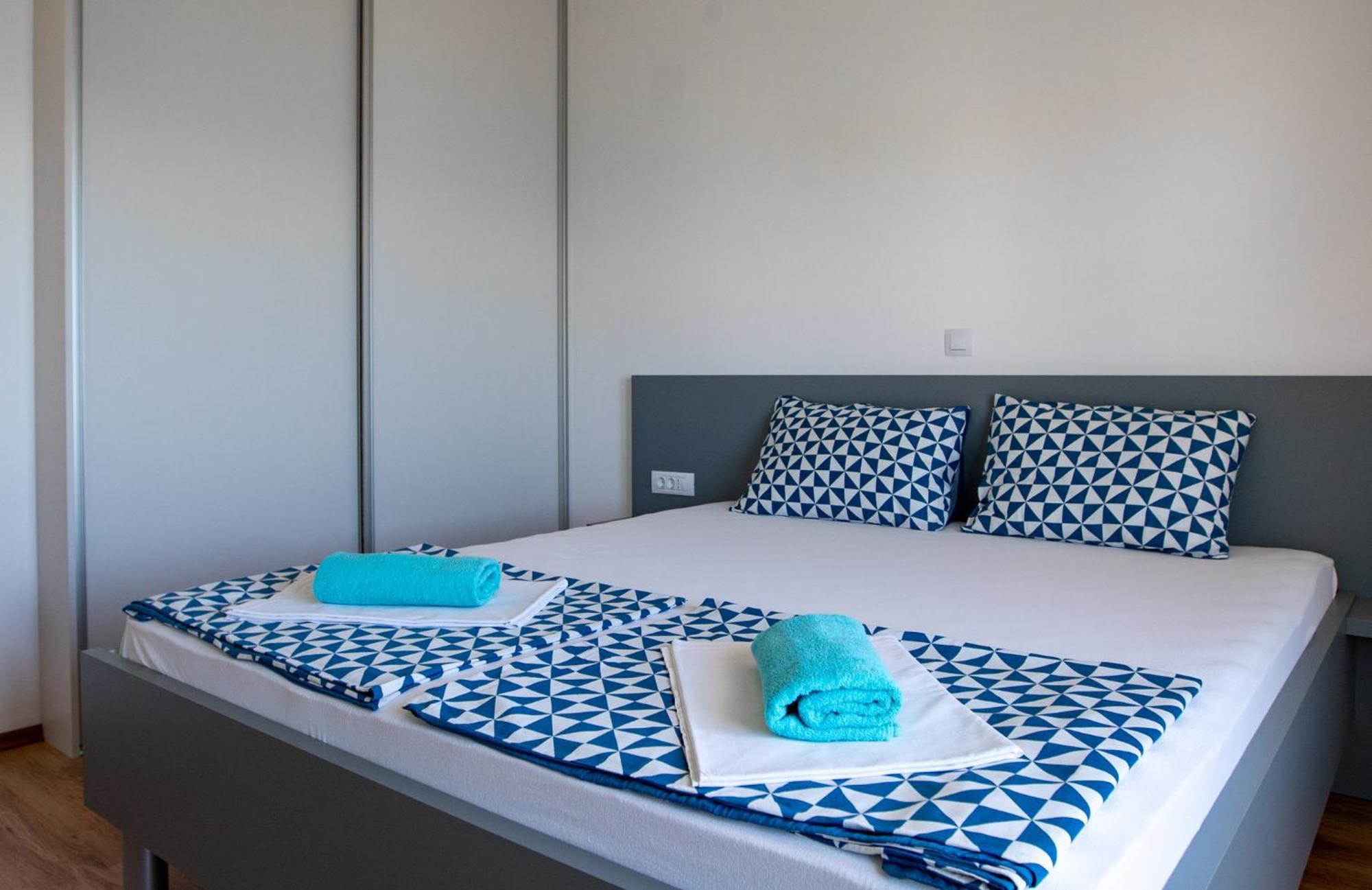 Apartments & Rooms Fam Ribaric Banjol Extérieur photo